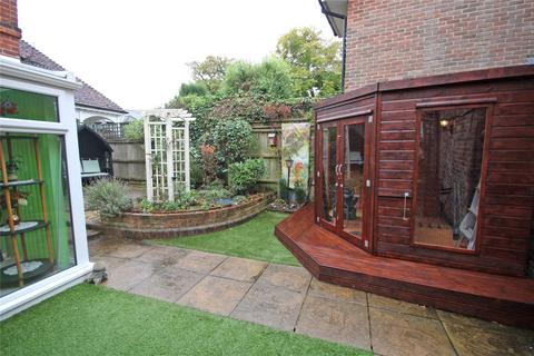 2 bedroom apartment for sale, Lake Grove Road, New Milton, Hampshire, BH25