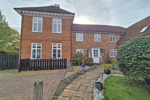 undefined, Lake Grove Road, New Milton, Hampshire, BH25