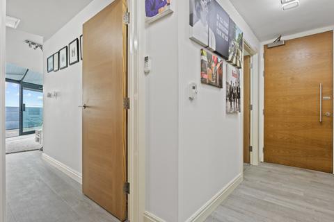 2 bedroom apartment for sale, Mann Island, Liverpool, L3
