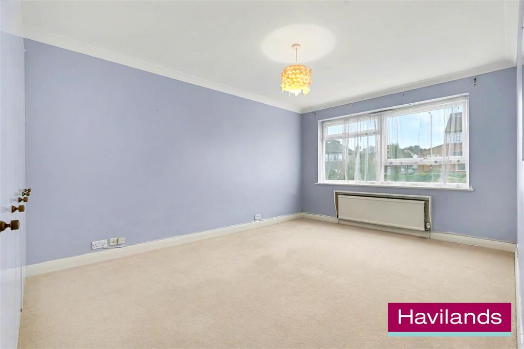 Flat 6, Chesterfield Lodge N21 1 LW-7.jpg