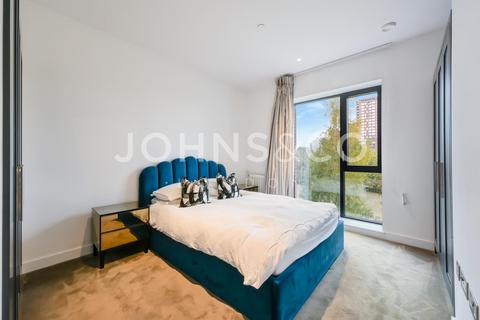 undefined, Java House, Botanic Square, London City Island, London, E14