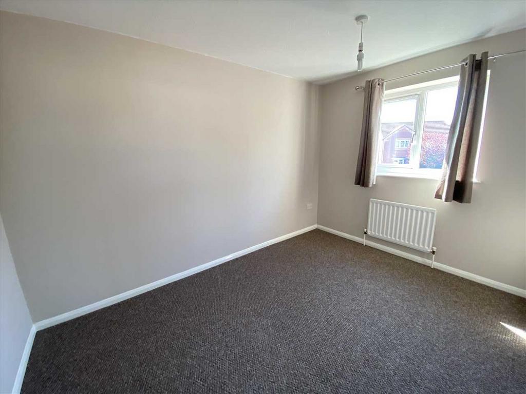 Bedroom 2:
