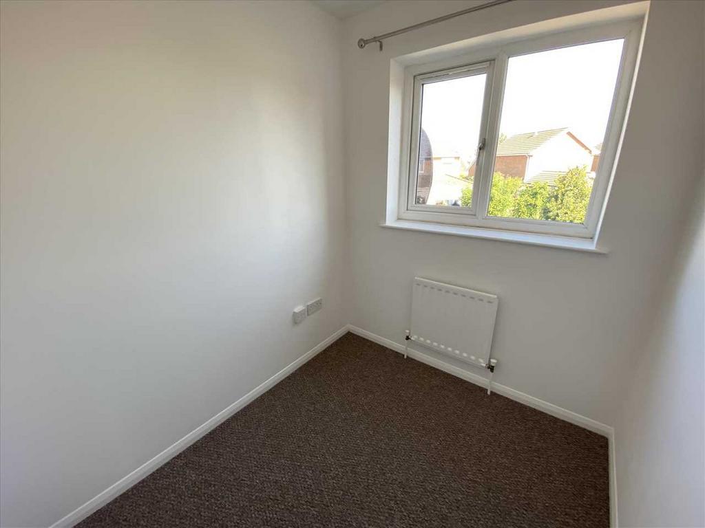 Bedroom 3: