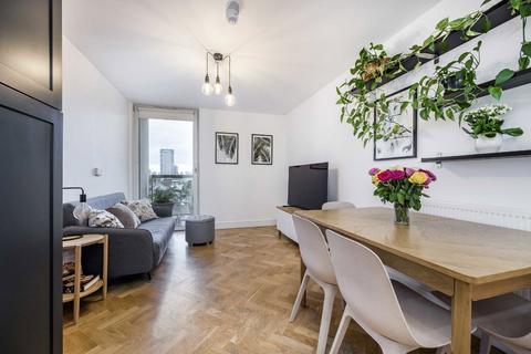 2 bedroom flat for sale, Millharbour, London E14