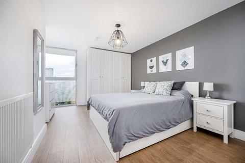2 bedroom flat for sale, Millharbour, London E14