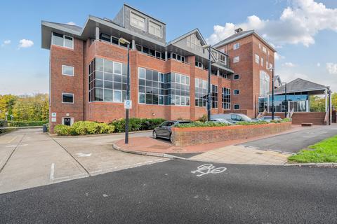 1 bedroom flat for sale, Liongate House, Ladymead, Guildford, GU1