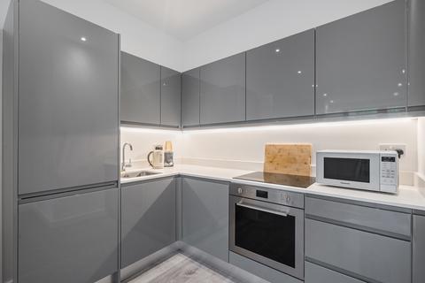 1 bedroom flat for sale, Liongate House, Ladymead, Guildford, GU1