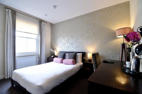 undefined, ROOM 12, Cinnabar Hotel, 88-89 Fore Street