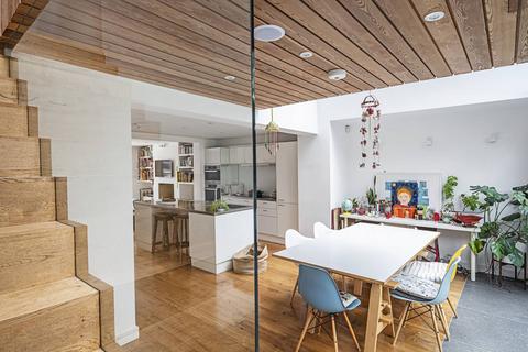 undefined, Brownlow Road, London Fields, London, E8