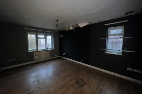5 bedroom semi-detached house for sale, 8 Dawson Street, Walsall, WS3 1LN