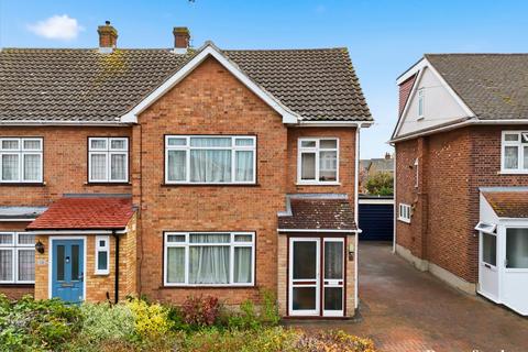Chelmer Drive, Hutton, CM13