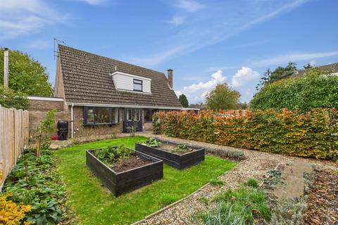 undefined, Chestnut Close, Great Waldingfield