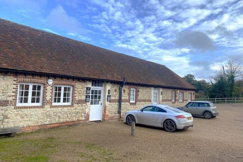 Leisure facility to rent - The Parlour, Shoelands Farm Offices, Farnham, GU10 1HL