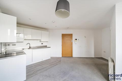 1 bedroom flat for sale, Swindon SN5