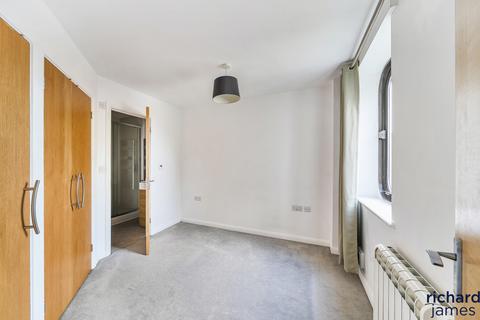 1 bedroom flat for sale, Swindon SN5