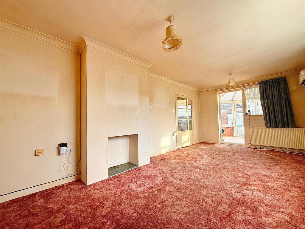 Lounge/dining room
