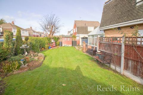 3 bedroom detached house for sale, Armthorpe Drive, Ellesmere Port CH66