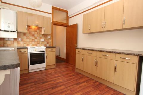 6 bedroom terraced house to rent, Clarendon Park Road, Leicester LE2