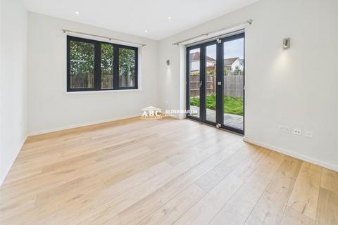 undefined, Albert Road, London