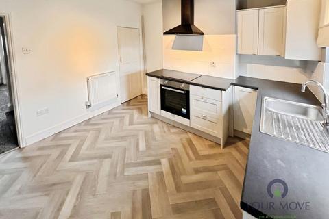 2 bedroom semi-detached house for sale, Stanton Road, Staffordshire DE15