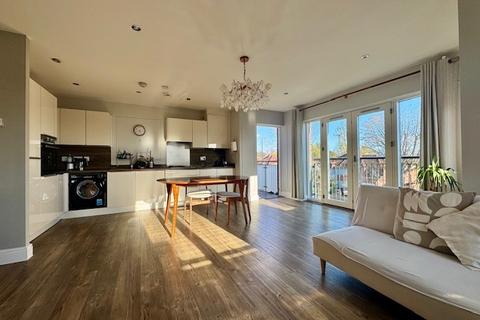 2 bedroom flat for sale, Maven Court, Sudbury Hill, Harrow HA1