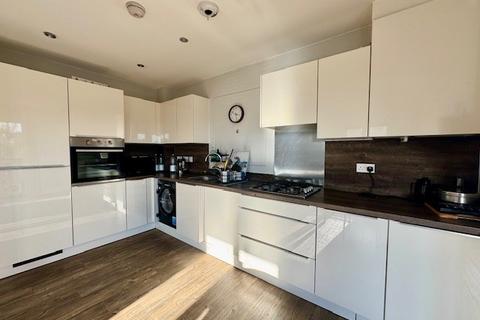 2 bedroom flat for sale, Maven Court, Sudbury Hill, Harrow HA1