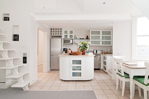 1 bedroom apartment for sale, Ladbroke Gardens