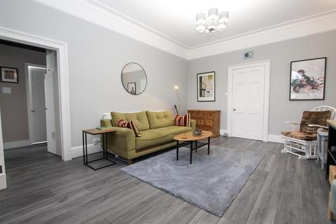 Flat 1, 30 Park Hill, Carshalton, SM5 3RU