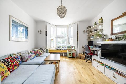 2 bedroom flat for sale, Allison Road, Acton, London, W3