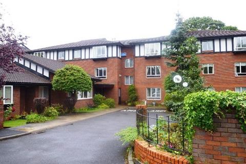 Urmston Lane, Stretford, M32