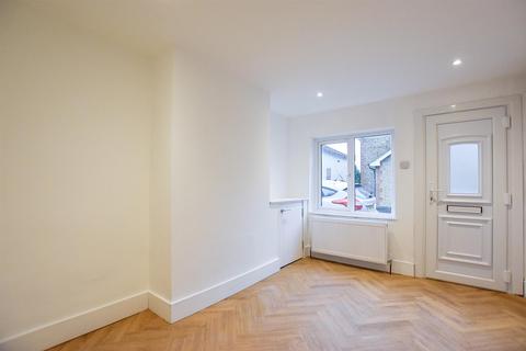 2 bedroom terraced house for sale, Church Street, Burham