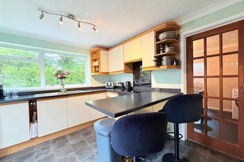 4 bedroom detached house for sale, Sherwood Avenue, Ferndown
