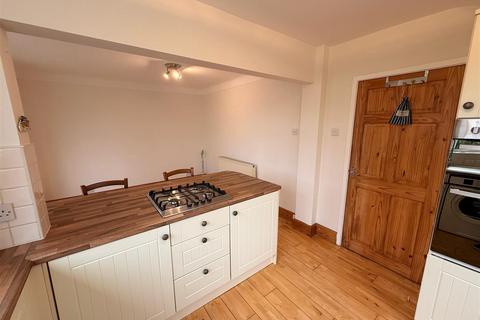 3 bedroom semi-detached house to rent, Allport Road, Bromborough CH63