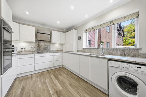 2 bedroom flat for sale, Parkfield Road, The Hill Parkfield Road, WA16