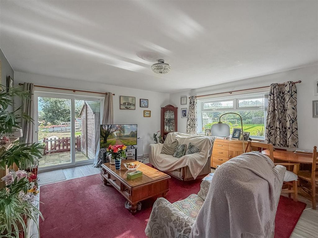 Annexe living room