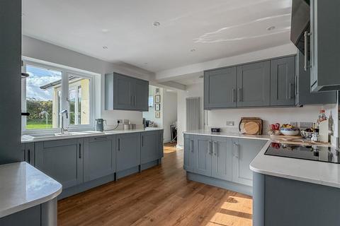 5 bedroom house for sale, Bideford EX39