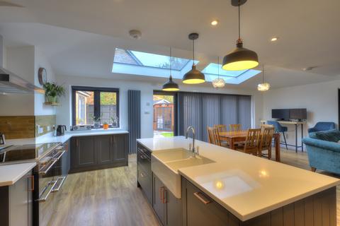 4 bedroom detached house for sale, Brunell Drive, Upton, Northampton, NN5