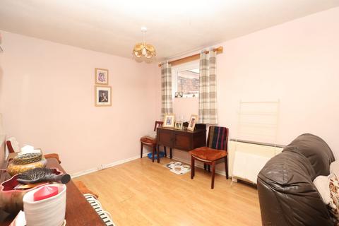 undefined, Urmston Lane, Stretford, M32