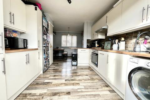 3 Woodgate Avenue, Chessington, KT9 2QJ