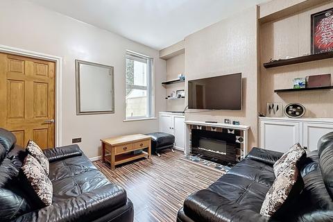 3 bedroom terraced house for sale - Moorland Road, Splott, Cardiff, CF24