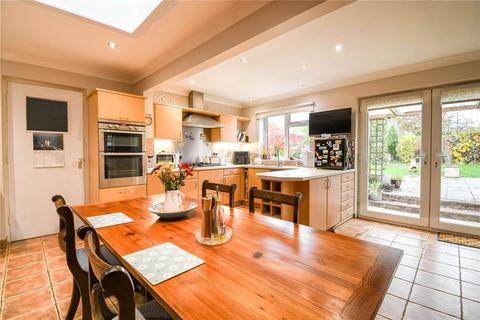 2 Broadleas Crescent, Devizes, SN10 5DH