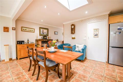 2 Broadleas Crescent, Devizes, SN10 5DH