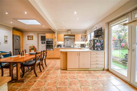 2 Broadleas Crescent, Devizes, SN10 5DH