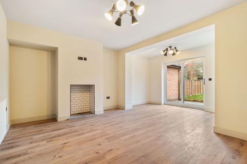 3 bedroom semi-detached house for sale, Victoria Avenue, Grappenhall, WA4