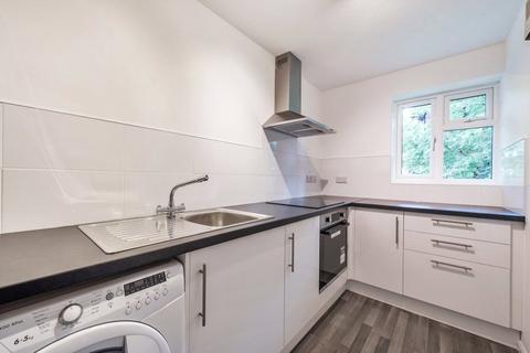 1 bedroom flat to rent, Pennyroyal Court, Reading, RG1