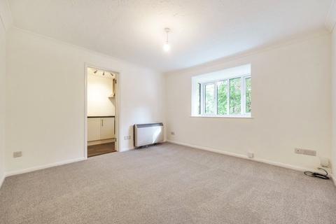 1 bedroom flat to rent, Pennyroyal Court, Reading, RG1