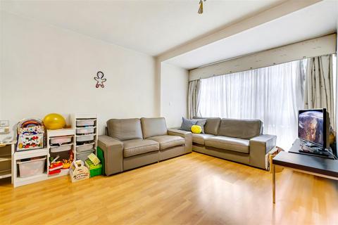 Maresfield Gardens, Hampstead, London, NW3