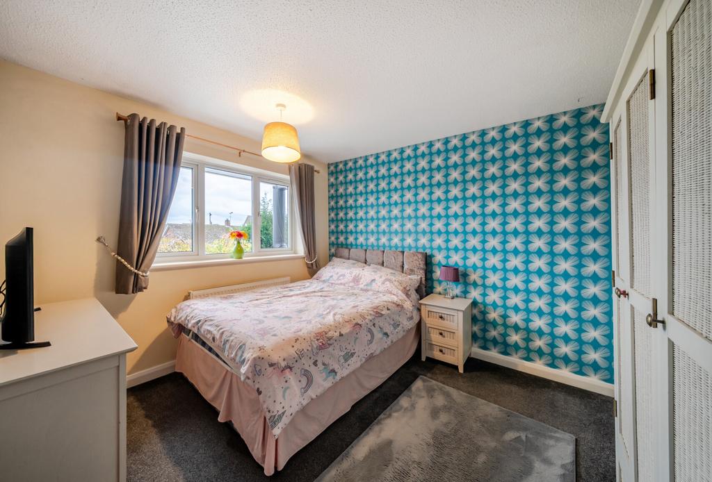 1371947-10-6908e6...