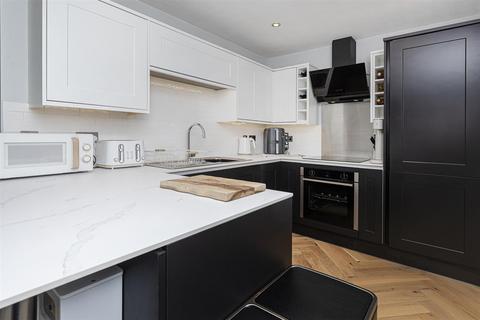undefined, Netherend Road, Huddersfield HD7
