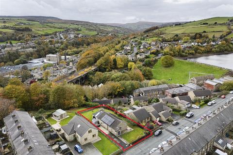 undefined, Netherend Road, Huddersfield HD7